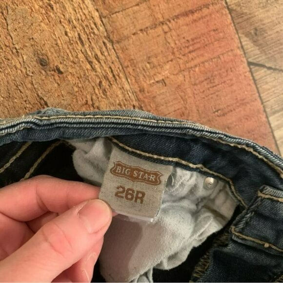 Big Star womens size 26R Low Rise Denim boot cut jeans - Picture 6 of 12